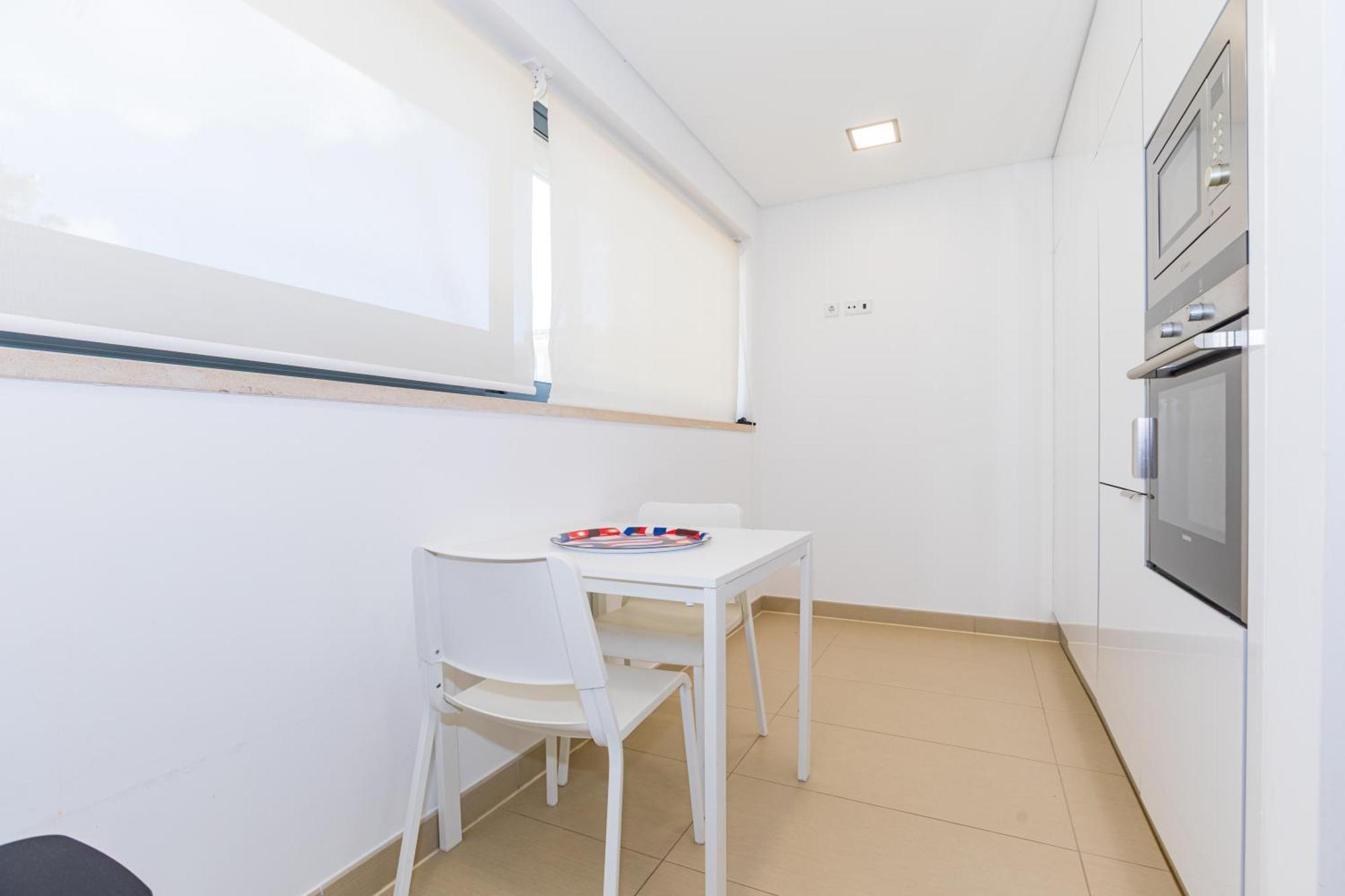 Cavalo Preto Luxury Beach Apartment By Golden Zenith กัวเตย์รา ภายนอก รูปภาพ
