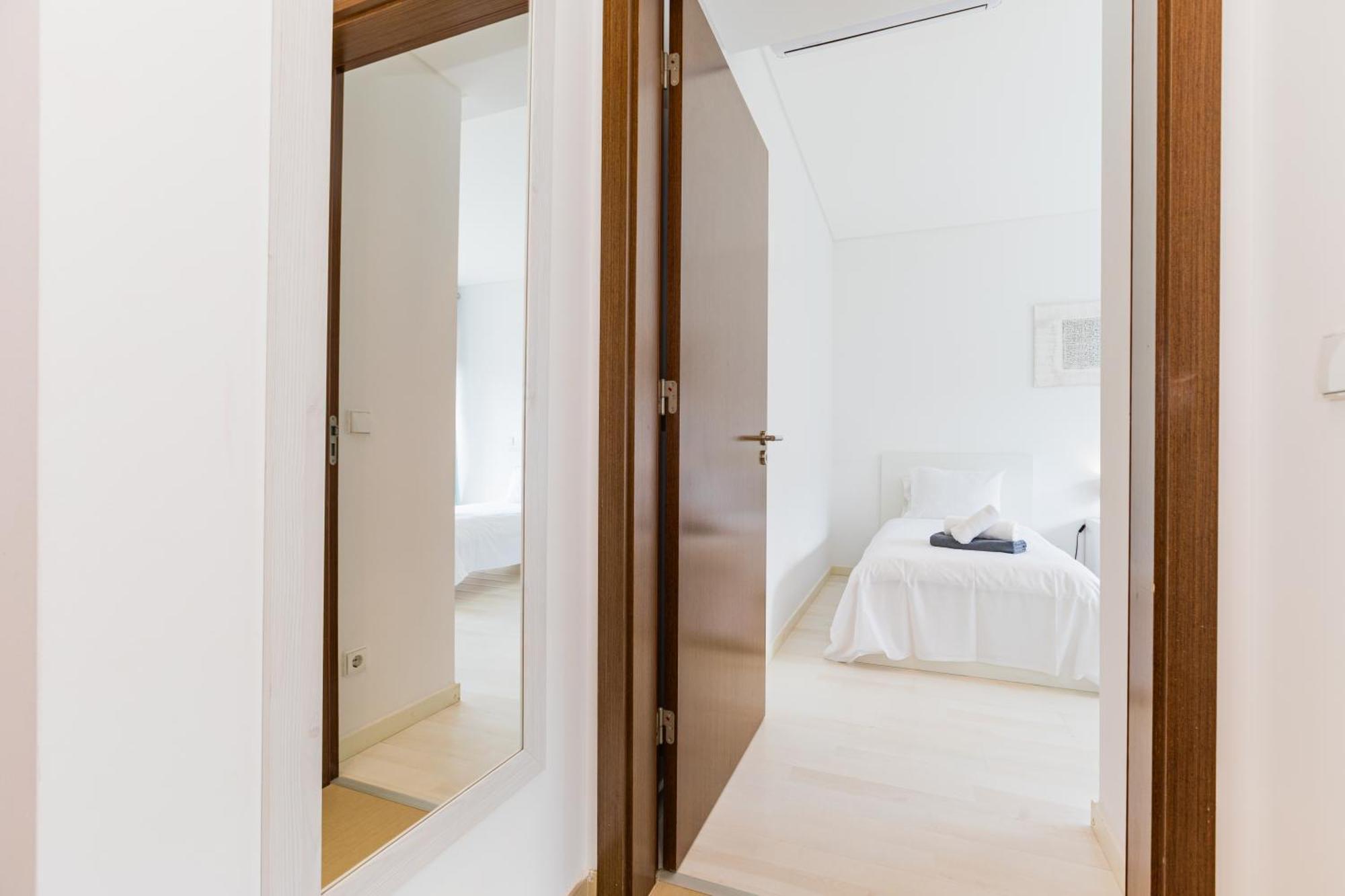 Cavalo Preto Luxury Beach Apartment By Golden Zenith กัวเตย์รา ภายนอก รูปภาพ